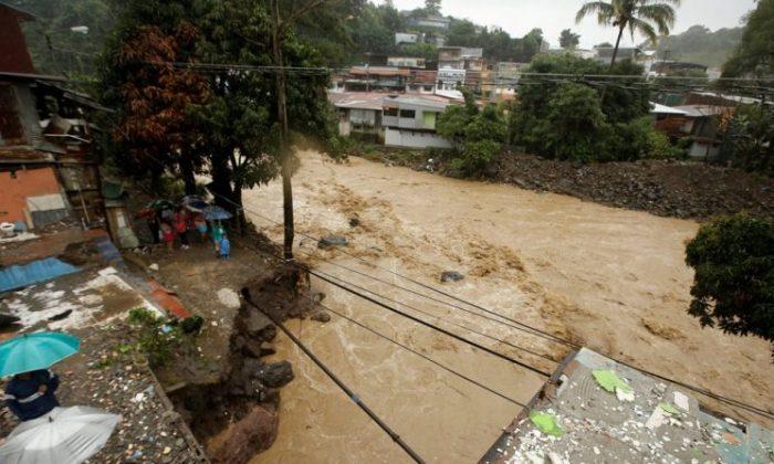 Tropical Storm Nate Kills 22 in Central America, Heads for US