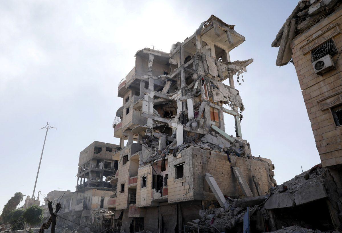Houses destroyed by fighting between Syrian Democratic Forces and Islamic State militants are pictured in Raqqa's old city in Syria October 5, 2017. Picture taken October 5, 2017. (Reuters/Erik De Castro)