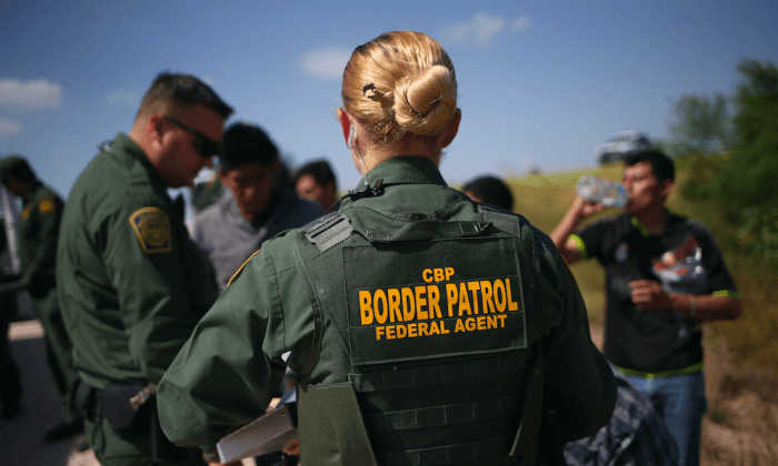 Former CBP Agent Admits to Bringing Mexican National Into US Illegally: DOJ