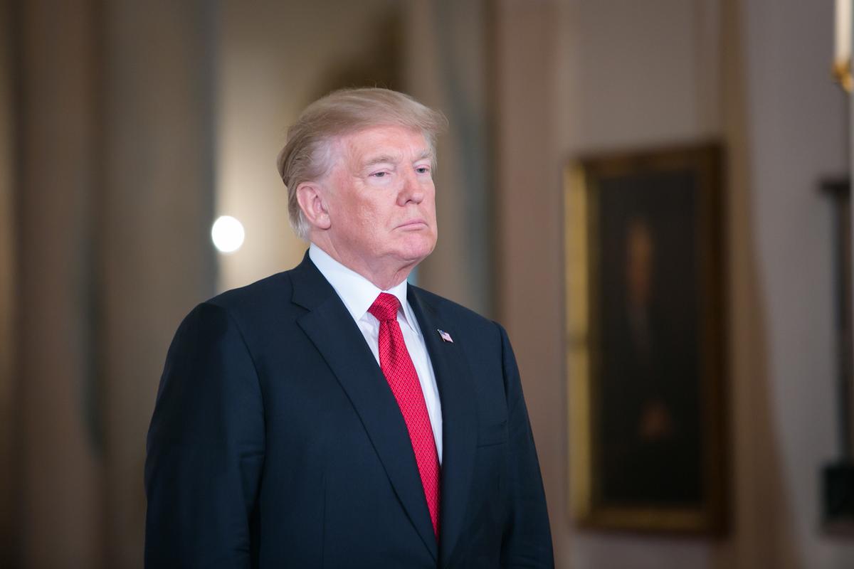 President Trump Calls Families of 4 US Troops Killed in Action