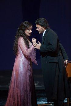Anita Hartig as Antonia and Vittorio Grigolo in the title role of Offenbach's "Les Contes d’Hoffmann." (Marty Sohl/Metropolitan Opera)