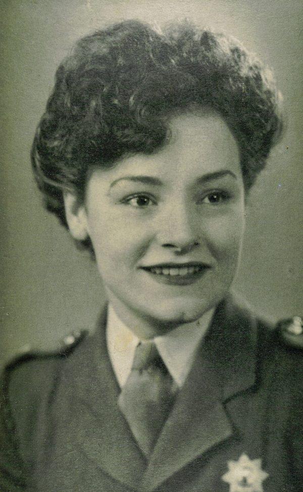 Joan Palfrey, a British war bride who married Bill Palfrey in 1944, served in the Women's Royal Army Corps. (Courtesy of Ceri Peacey)