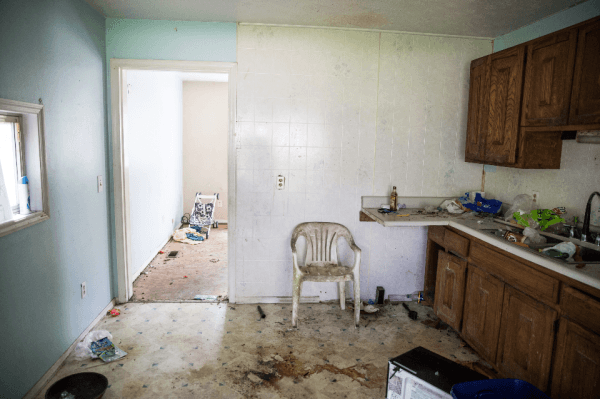 An abandoned home used by drug addicts on the outskirts of Dayton, Ohio, on Aug. 3, 2017. (Benjamin Chasteen/The Epoch Times)