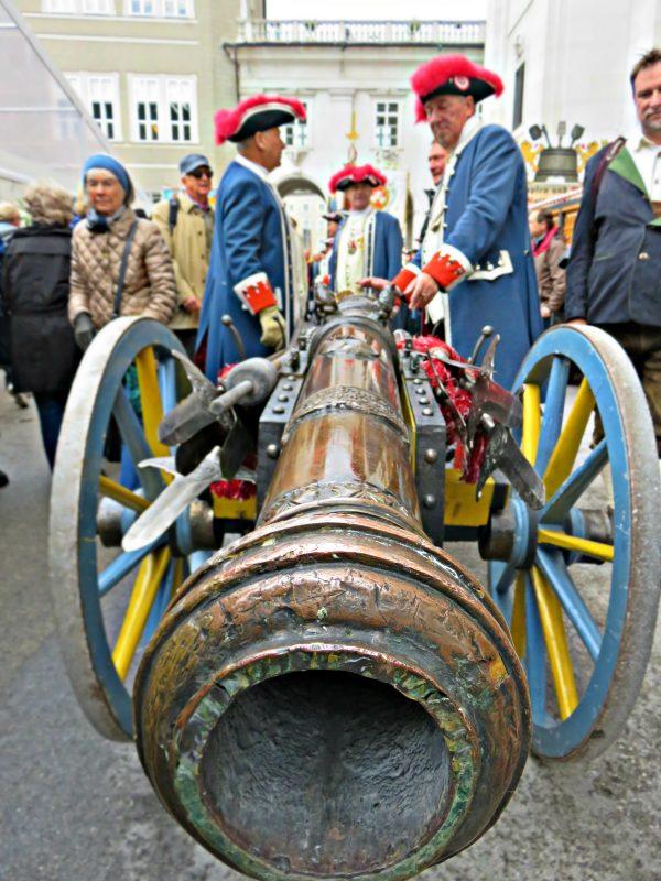 Ceremonial cannon. (Ramy Salameh)