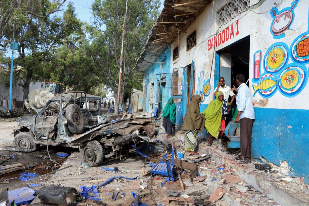 At Least 29 Dead After Islamist Attack on Somali Hotel