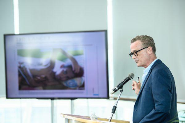 Professor J. Kevin Baird, head of Eijkman Oxford Clinical Research Unit in Jakarta, explains the global map of malaria and the project’s mission. (Courtesy of Roche Diagnostics Asia Pacific Pte Ltd/ Ashley Mak Photography)