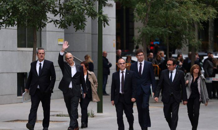 Spanish Prosecutor Seeks Arrest of Ousted Catalan Leader