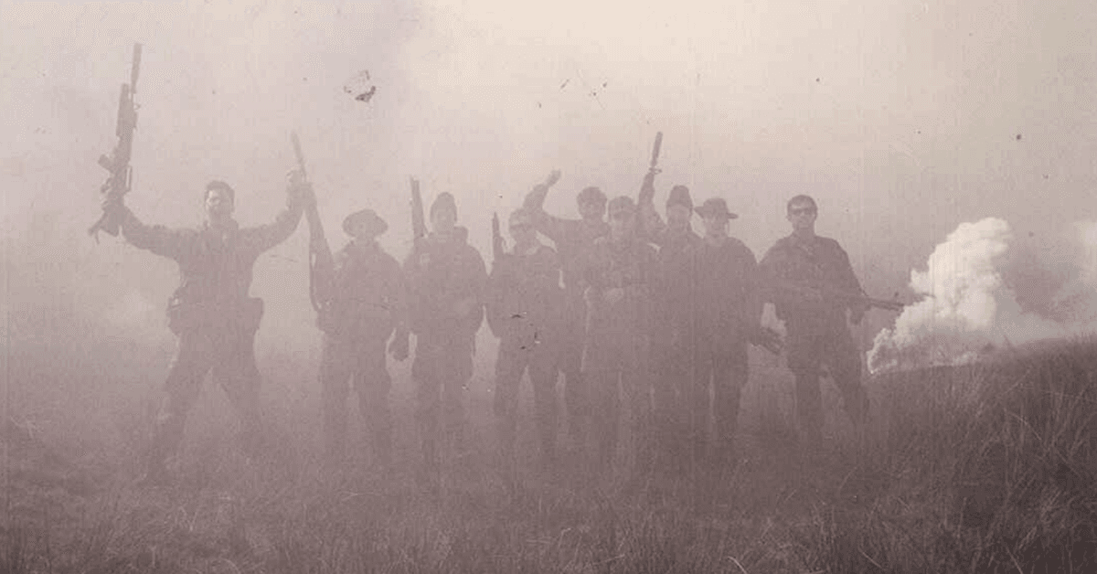 Navy SEAL Howard Wasdin with his assault team during Operation Desert Storm. (Courtesy of Howard Wasdin)