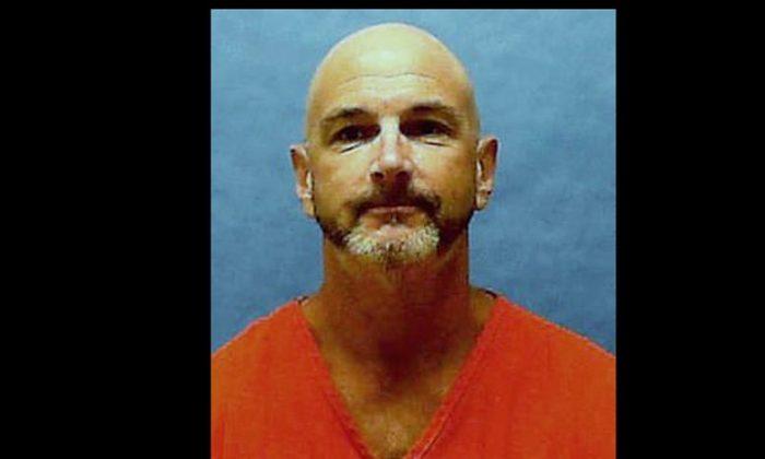 Florida Inmate Executed for 1991 Slaying as Victim’s Family Member Waves
