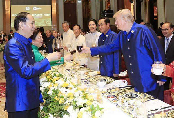 President Donald Trump at a gala dinner at the start of the Asia-Pacific Economic Cooperation (APEC) Summit in Danang, Vietnam, on Nov. 10, 2017. (STR/AFP/Getty Images)