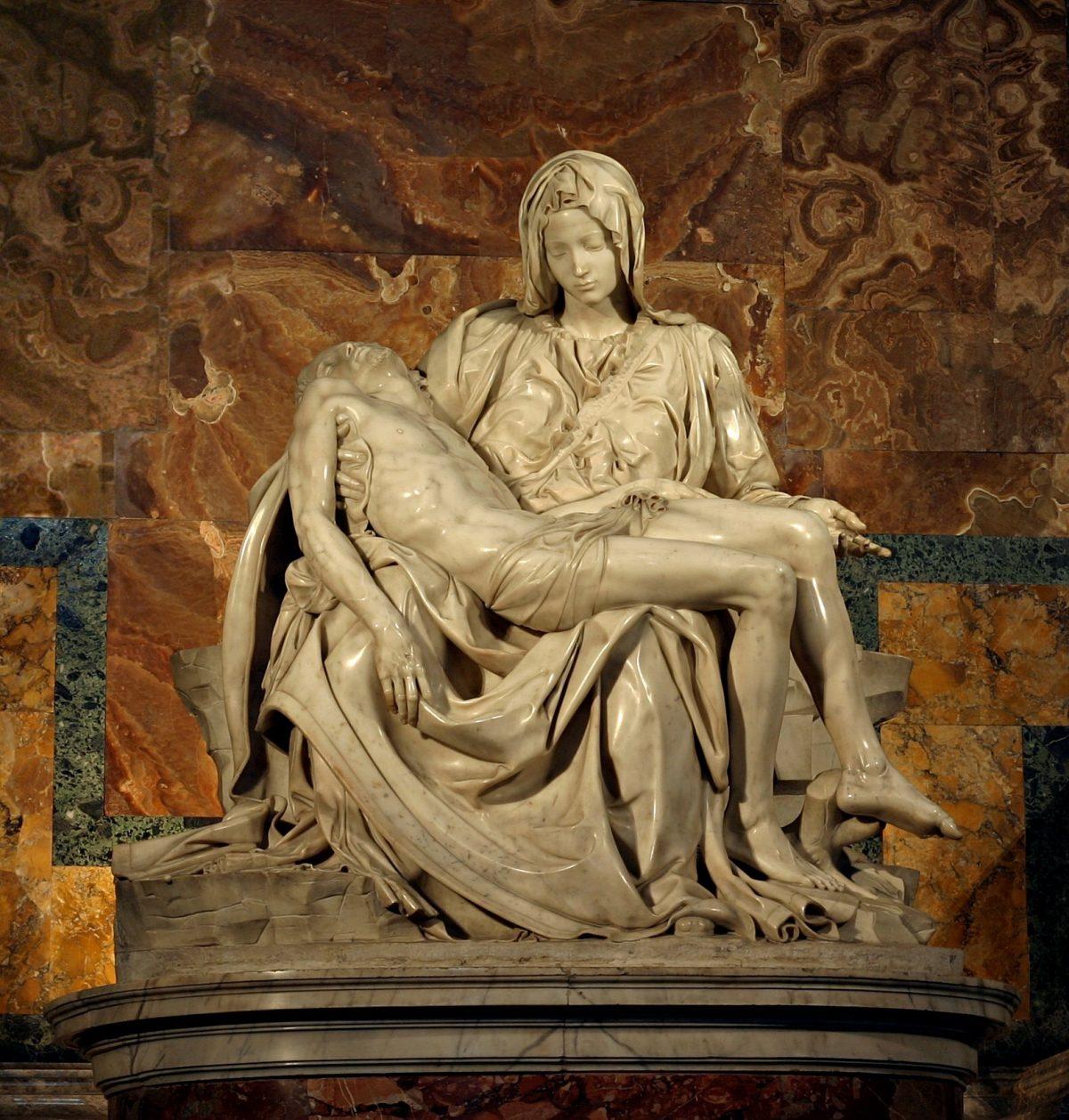 Michelangelo's "Pietà" housed in St. Peter's Basilica in the Vatican. (Stanislav Traykov/CC-BY-SA 3.0)