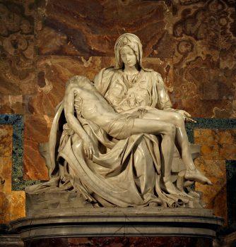 Michelangelo's "Pietà" housed in St. Peter's Basilica in the Vatican. (CC-BY-SA-3.0)