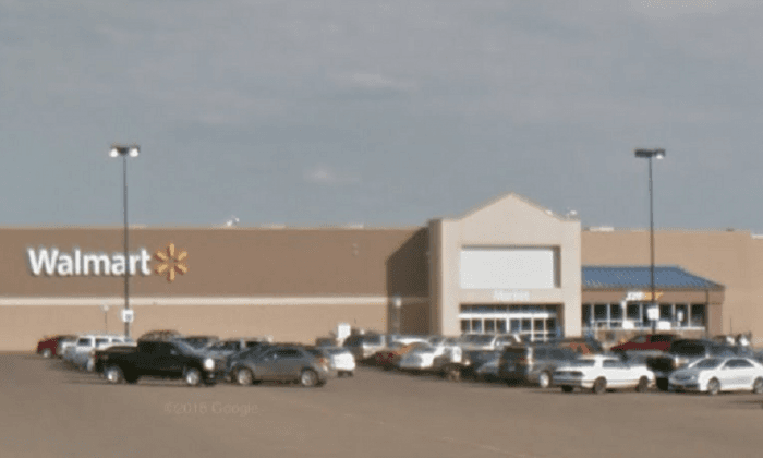 Patient Cashier Moves Walmart Shopper’s Heart