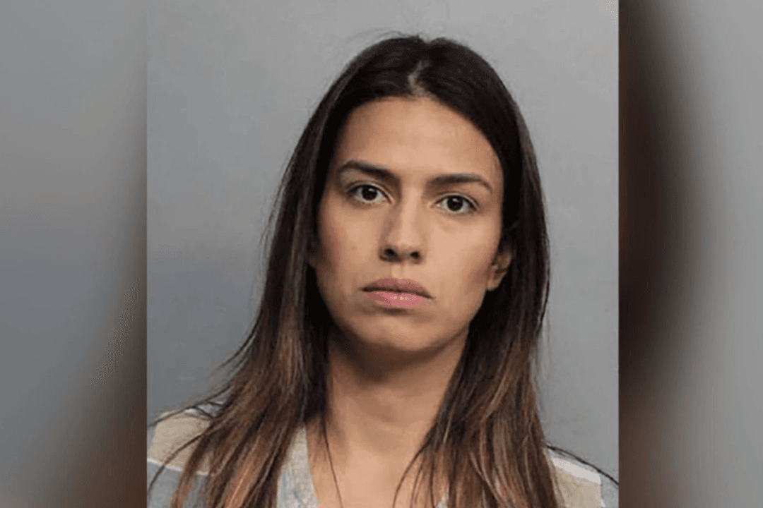 Mom Defends Burning 6-Year-Old Son’s Hand on Stove as Punishment