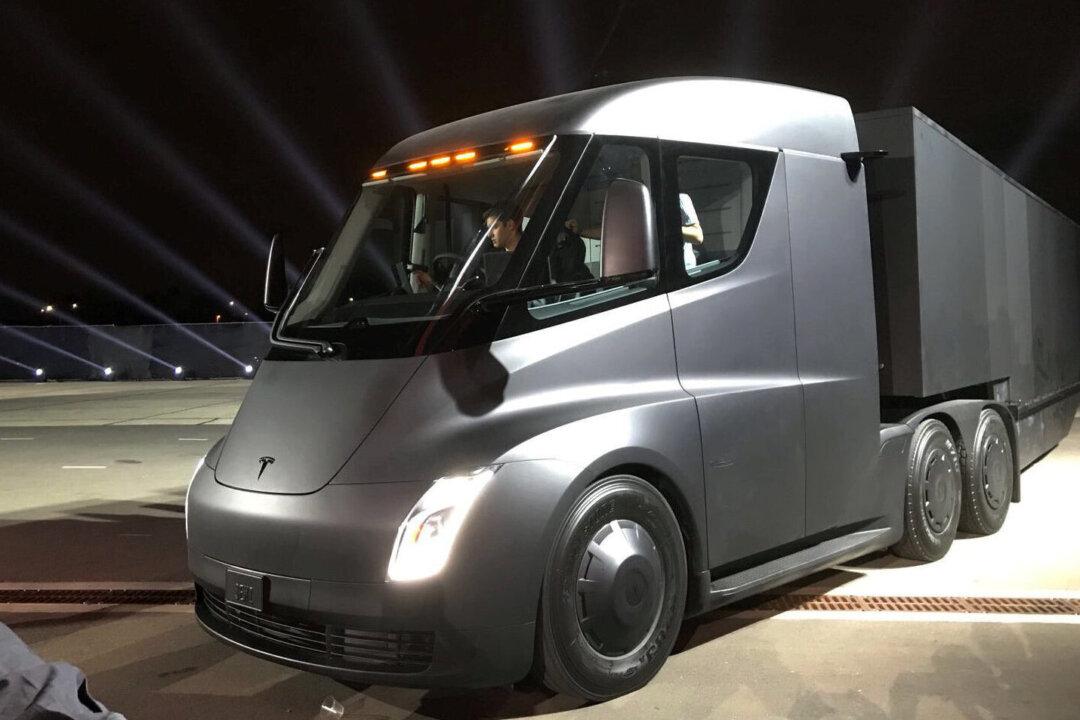 Nikola Shoots up Nearly 5 Percent as Judge Allows Its Patent Lawsuit Against Tesla to Continue