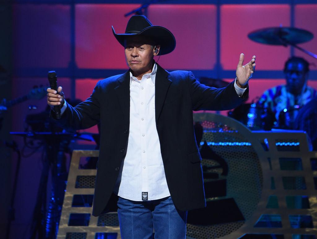 Country Music Star’s New Single Takes Aim at National Anthem Protests