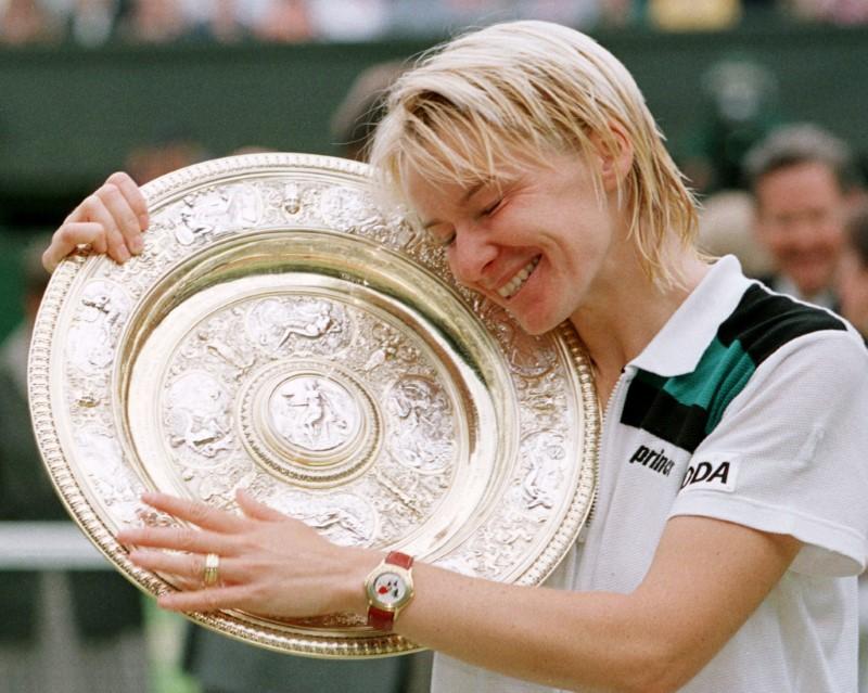 Wimbledon Champion Jana Novotna Dies After Battle With Cancer