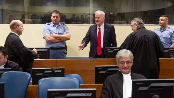 Ex-Bosnian Serb wartime general Ratko Mladic appears in court at the International Criminal Tribunal for the former Yugoslavia (ICTY) in the Hague, Netherlands November 22, 2017. (Reuters/Peter Dejong/Pool