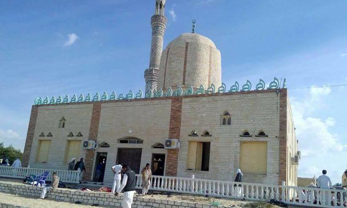 Gunmen in Egypt Mosque Attack Carried ISIS Flag: Prosecutor