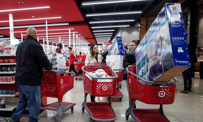 Black Friday, Thanksgiving Online Sales Climb to Record High