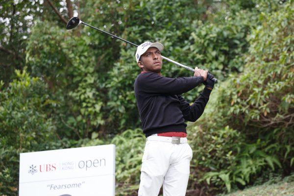 Leon D'Souza tees off on the third hole on Day 4 of the USB Hong Kong Golf Open at Fanling Golf course on Sunday Nov 26. (Dan Marchant)