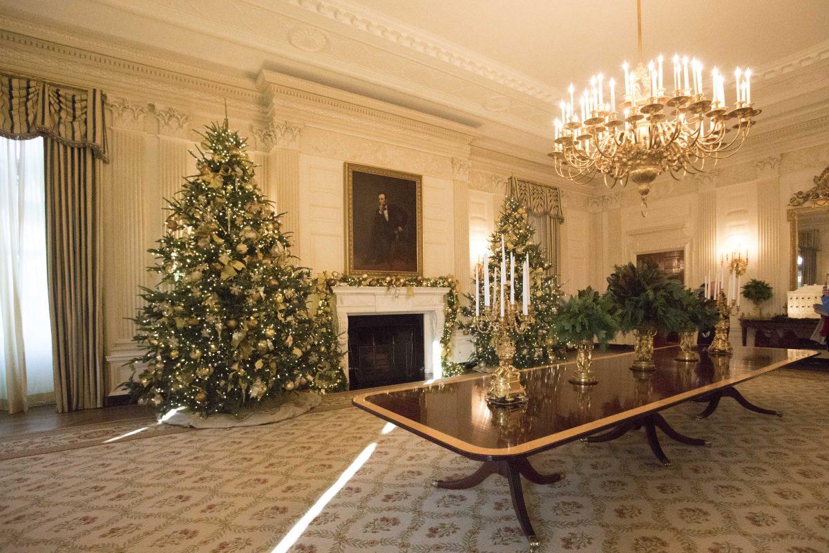Christmas decorations at the White House in Washington on Nov. 27, 2017. (Samira Bouaou/The Epoch Times)