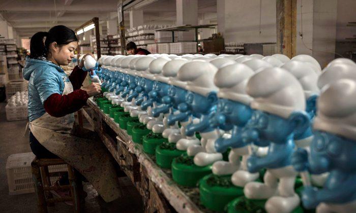 Working Conditions Still Poor for China’s Factory Workers, Says Watchdog Organization