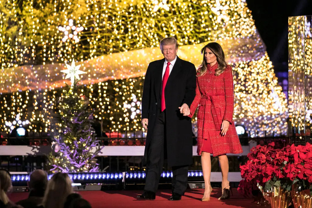 LIVE NOW: Trump and First Lady Attend National Christmas Tree Lighting Ceremony