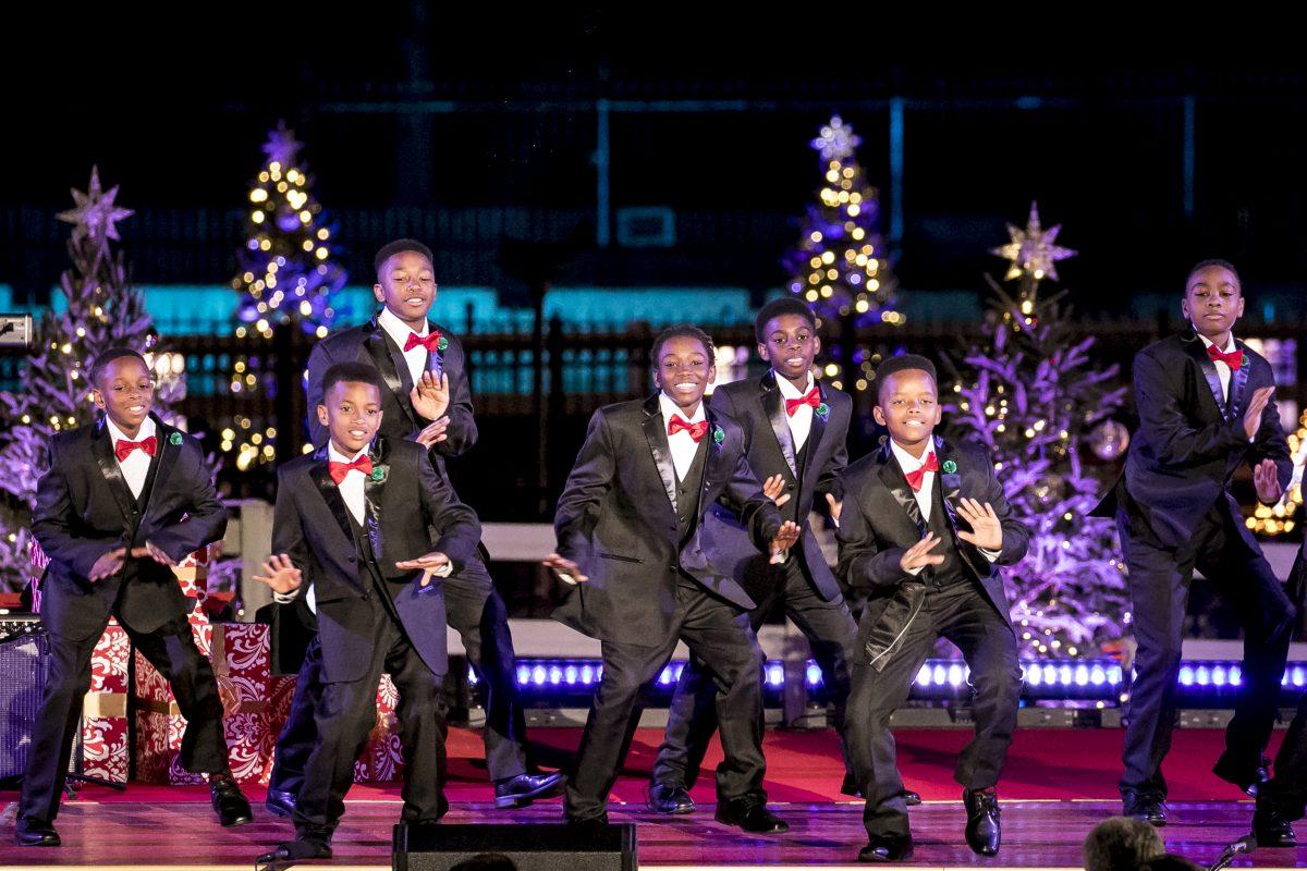Boys II Boy Ties at the 95th annual National Christmas Tree Lighting at the White House Ellipse in Washington on Nov. 30, 2017. (Samira Bouaou/The Epoch Times)