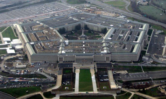 Mysterious Footage of UFO Encounter Released by Pentagon, Amid Admittance of Secret Program
