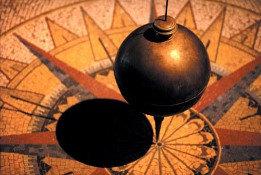 A pendulum famously used to demonstrate certain laws of classical physics. (Pixabay)
