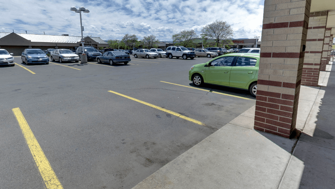 Video of Woman Caught Littering Goes Viral, She Gets Cited by Police