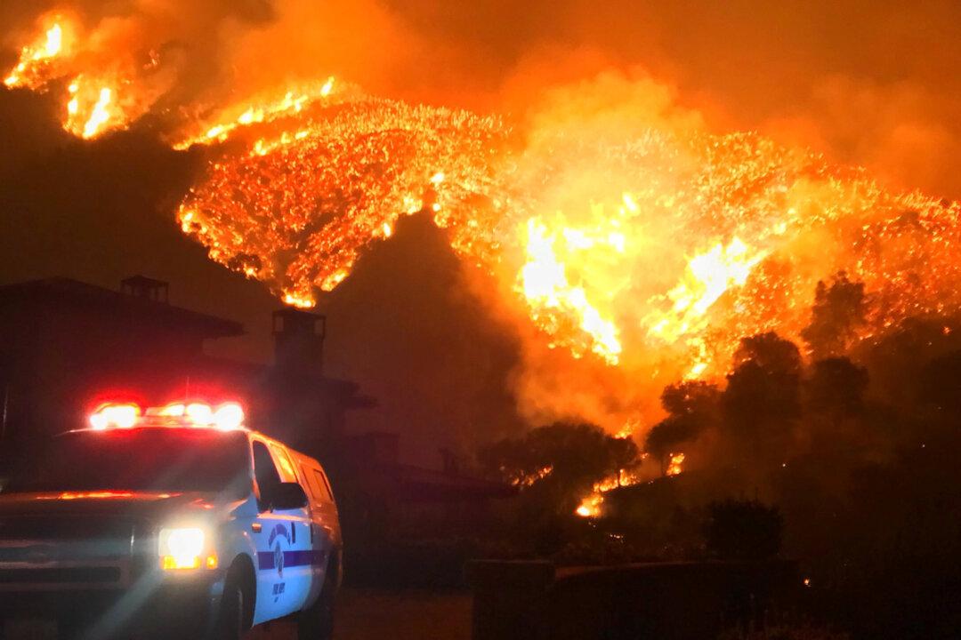 Thousands Flee as Wildfire ‘Beast’ Grows to California’s Third-Largest