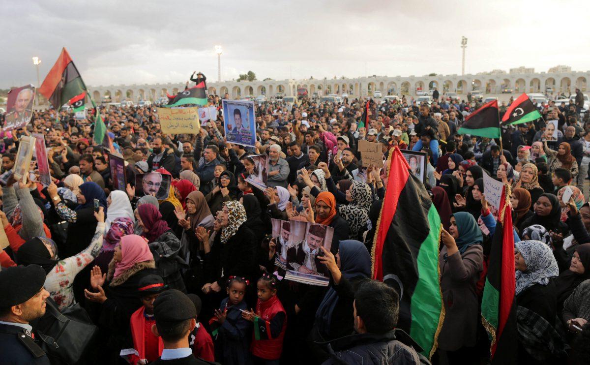 Supporters of Eastern Libyan military commander Khalifa Haftar take part in a rally demanding Haftar to take over, after a U.N. deal for a political solution missed what they said said was a self-imposed deadline on Sunday, in Benghazi, Libya, Dec. 17, 2017. (Reuters/Esam Omran Al-Fetori)