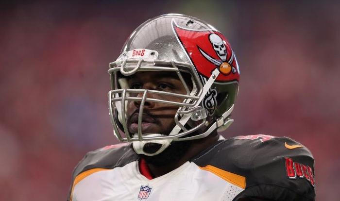 Buccaneers Player Suffers Severe Leg Injury on Monday Night, Video Shows