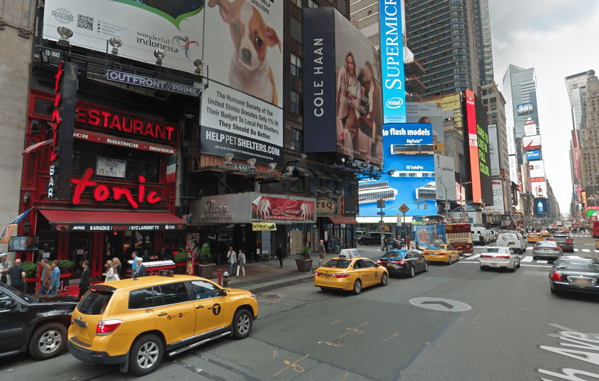 Man Shot to Death Outside Times Square Bar