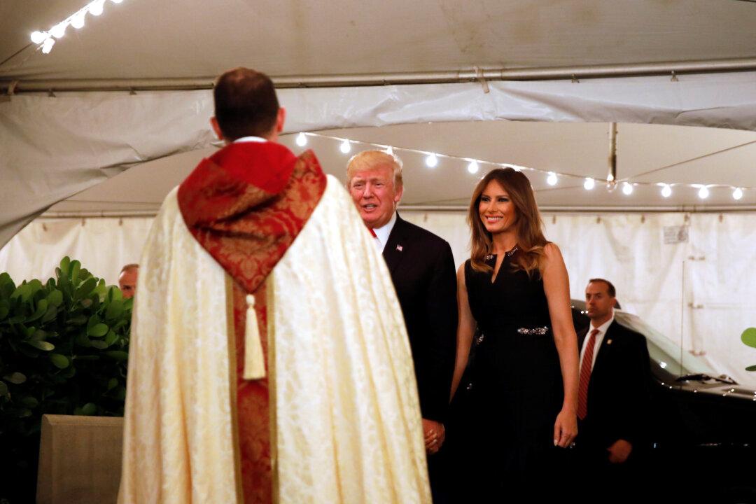 Trumps Attend Christmas Eve Church Service