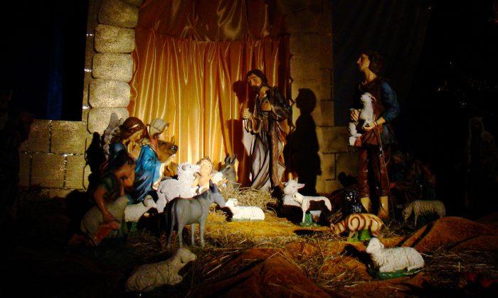Wisconsin Woman Arrested for Stealing Baby Jesus From Nativity Scene