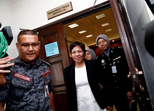 Australian Maria Elvira Pinto Exposto leaves following her release at the High Court in Shah Alam, outside Kuala Lumpur, Malaysia Dec. 27, 2017. (Reuters/Lai Seng Sin)