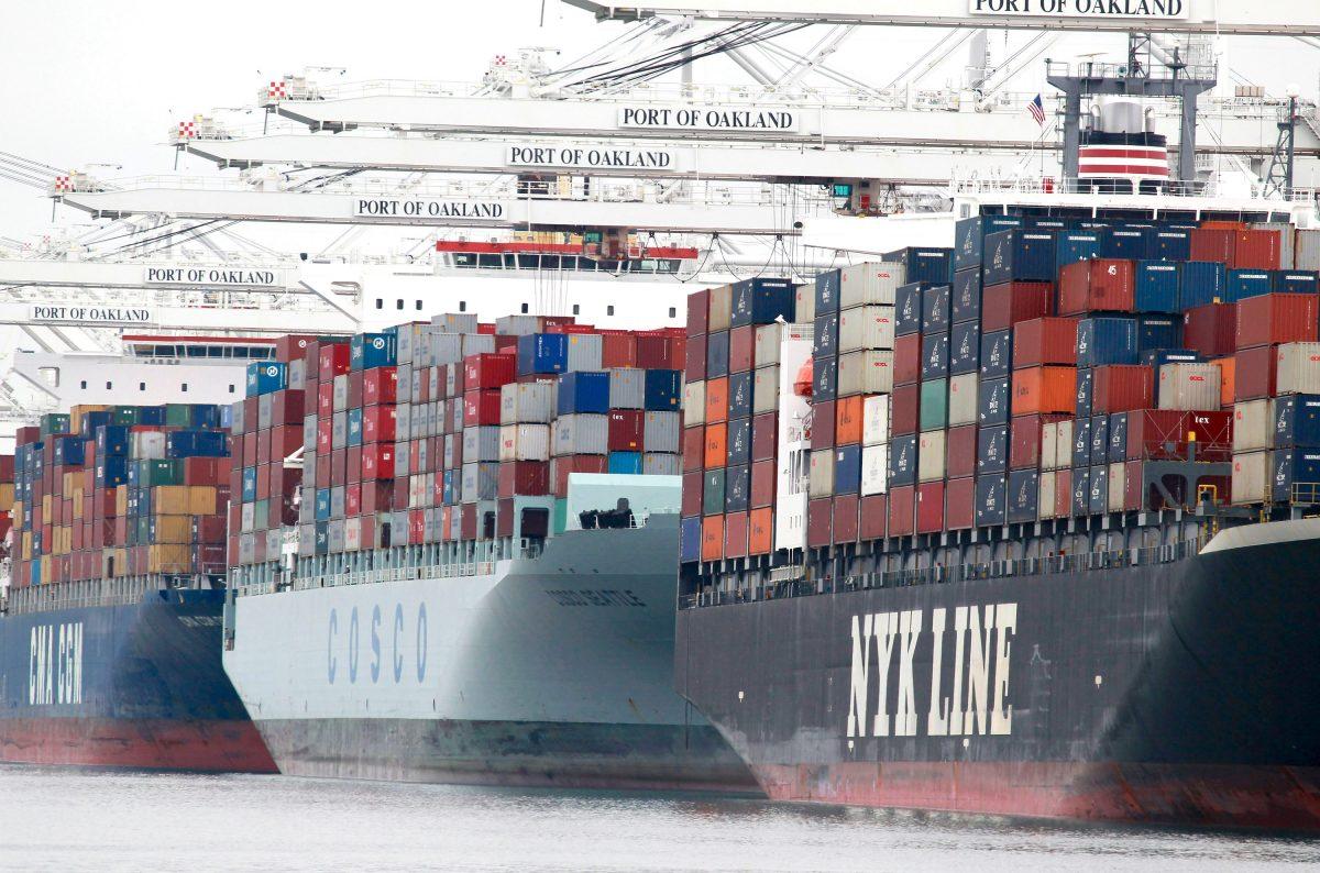Container ships are docked in the Port of Oakland, Calif., in this file photo. (Justin Sullivan/Getty Images)