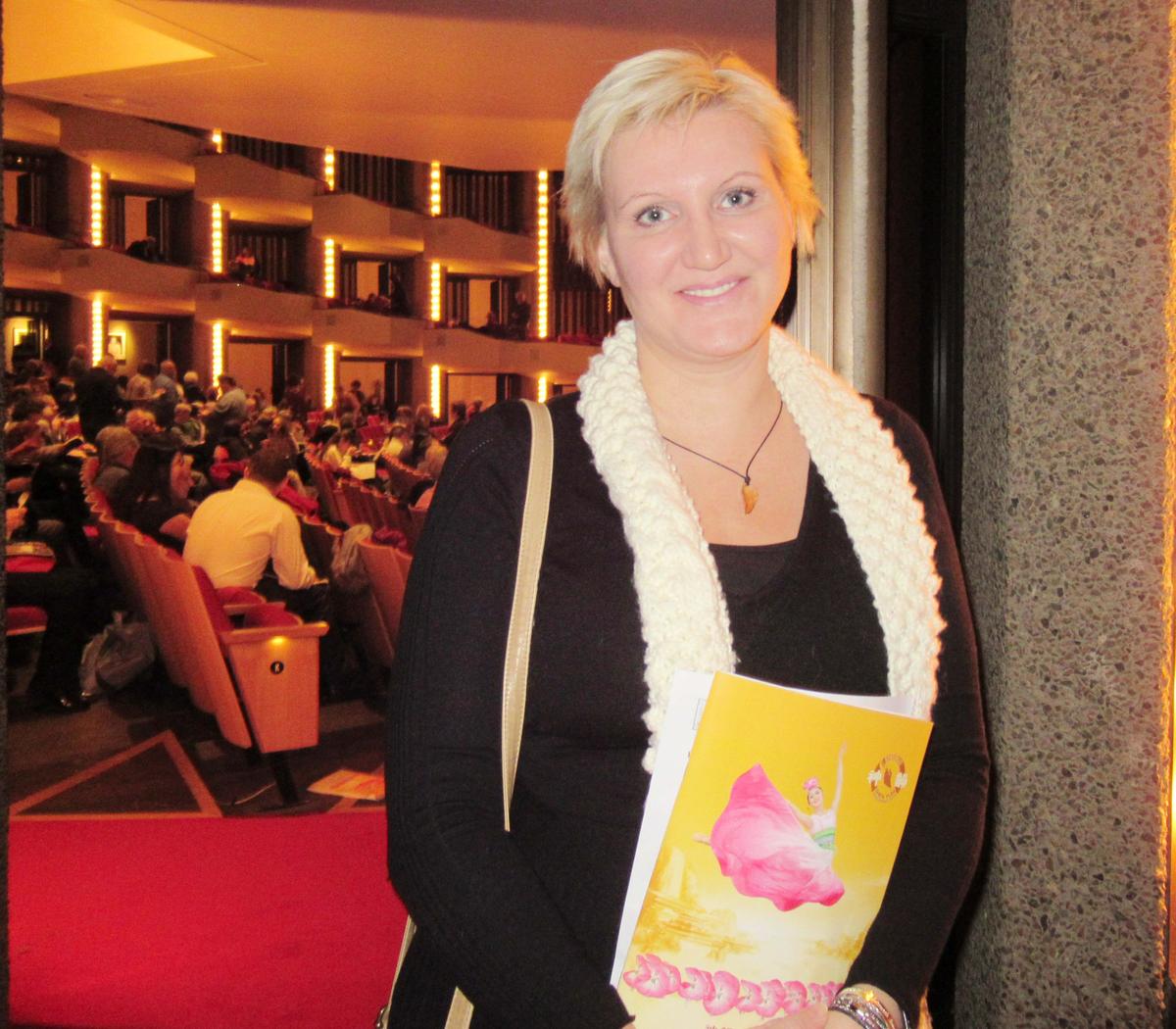 Shen Yun’s Theme of Spirituality Resonates with Interior Designer