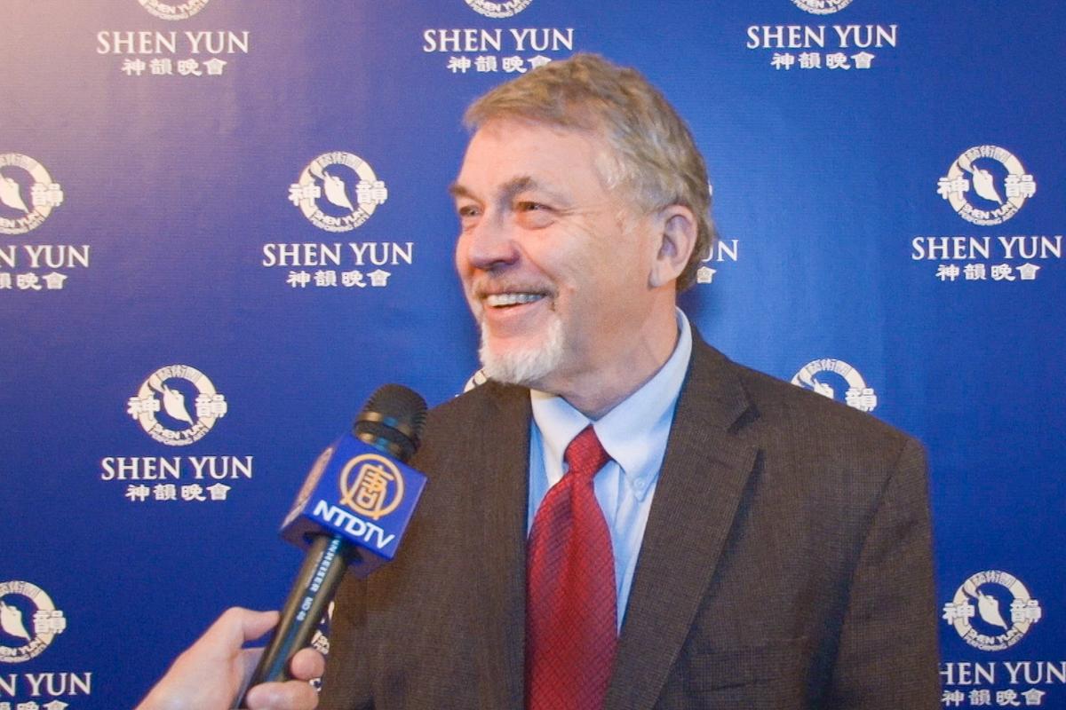 Military Analyst Finds Shen Yun ‘An Amazing Emotional Appeal’