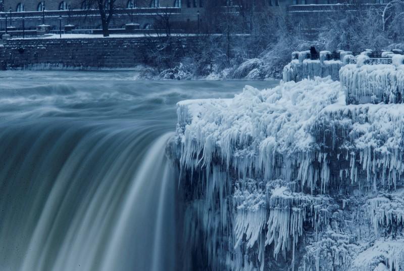 Niagara Falls Looks Even More Breathtaking When Icy