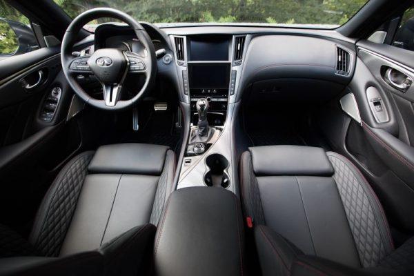 Infiniti Q50 interior. (Infiniti Canada)