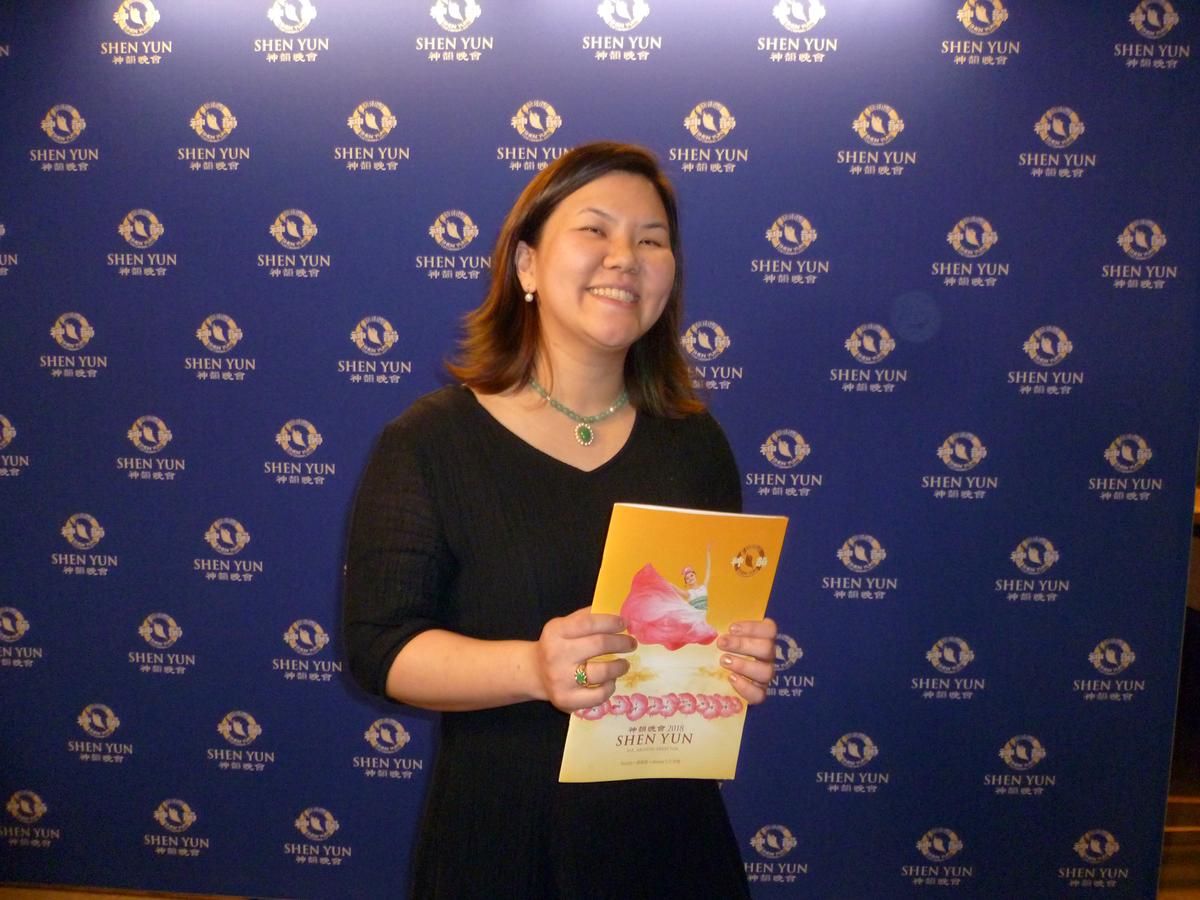 Pianist Highly Impressed With Shen Yun’s Music and Dance