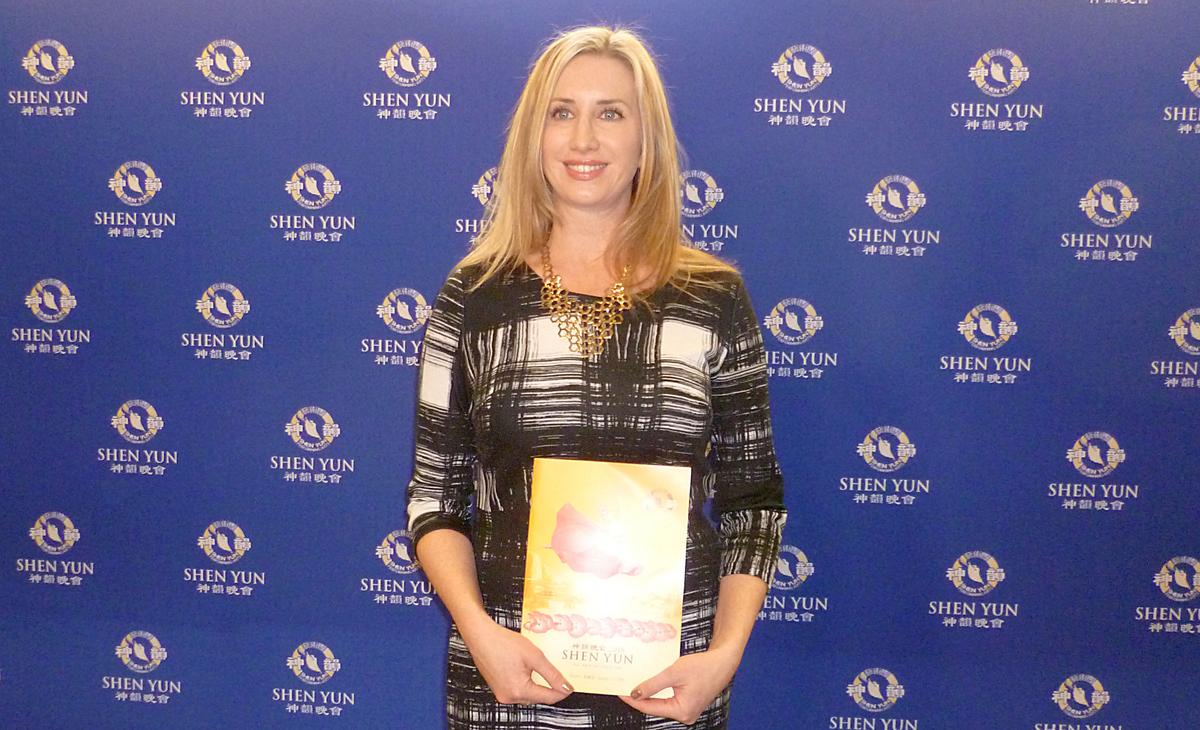 Shen Yun Is ‘Best Birthday Gift’