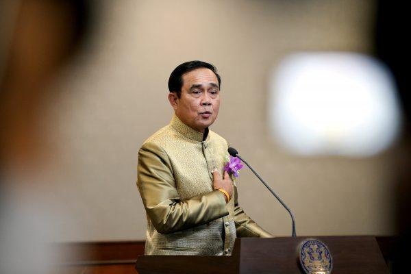 Thailand's Prime Minister Prayuth Chan-ocha gestures during a news conference after a weekly cabinet meeting at Government House in Bangkok, Thailand, Jan. 9, 2018. (Reuters/Athit Perawongmetha)