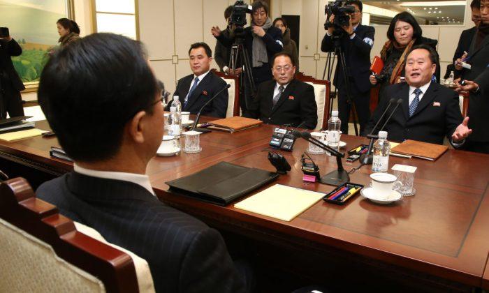 North, South Korea Agree to Resolve Issues Through Dialogue