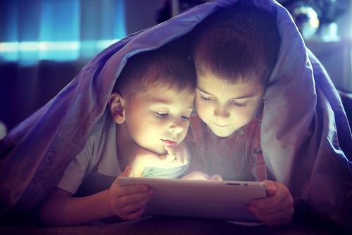 In the United Kingdom, France, Belgium, Russia, and other nations, wireless users, especially children, are urged to minimize their exposure to microwave radiation.(Subbotina Anna/Shutterstock)