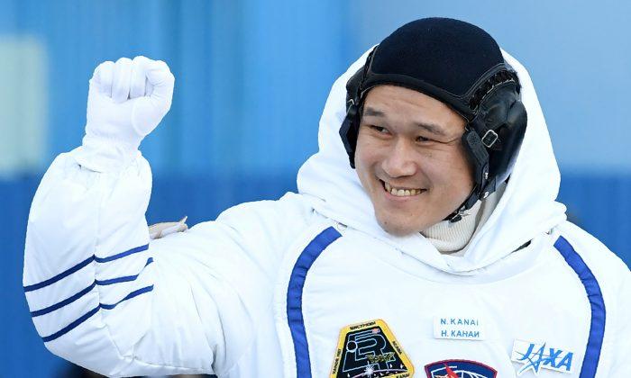 Japanese Astronaut Apologizes for ‘Fake News’ of Height Increase
